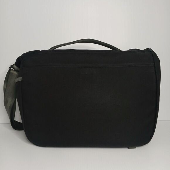 Patagonia Half Mass Mini Messenger Bag Black Adjustable Straps Reflective - Picture 3 of 14